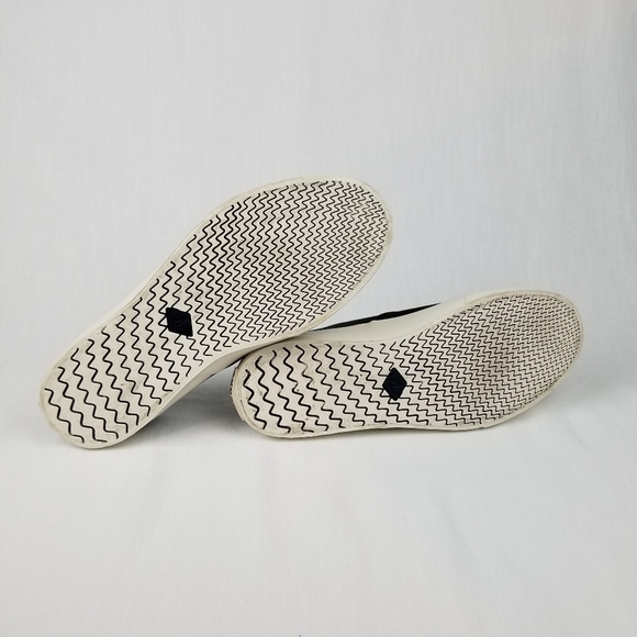 Sperry Canvas Low Top Sneakers - Picture 7 of 9